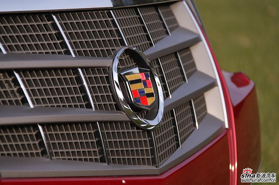 2010款凯迪拉克CTS 3.0豪华运动版外观