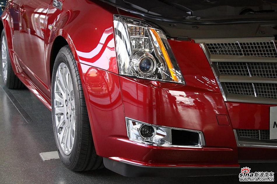 2010款凯迪拉克CTS 3.0豪华运动版外观
