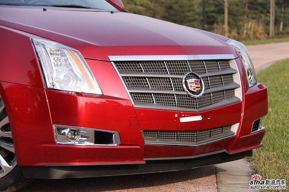 2010款凯迪拉克CTS 3.0豪华运动版外观