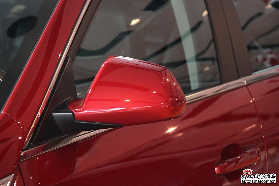 2010款凯迪拉克CTS 3.0豪华运动版外观