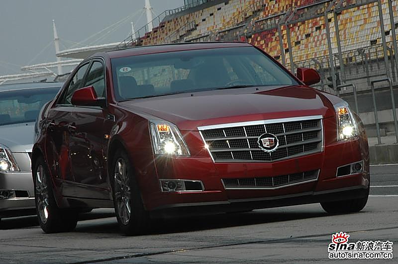 试驾全新凯迪拉克CTS