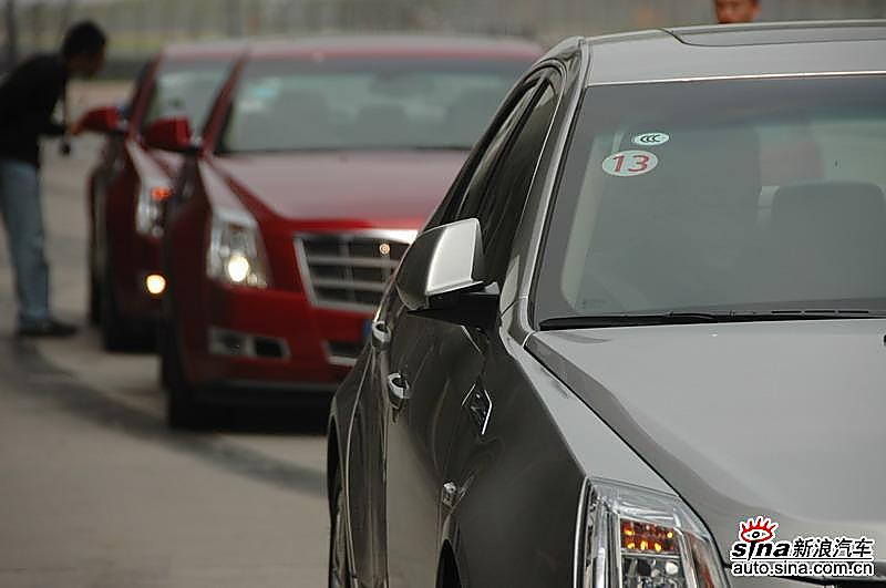 试驾全新凯迪拉克CTS