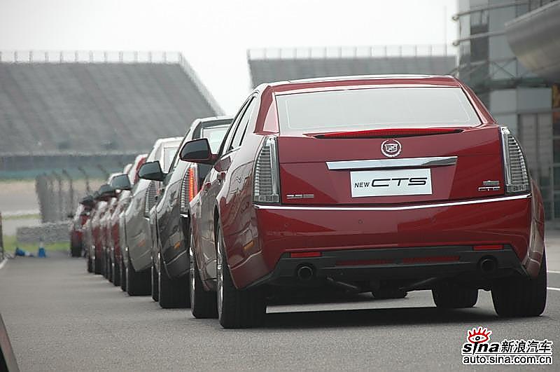 试驾全新凯迪拉克CTS