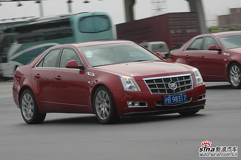 试驾全新凯迪拉克CTS