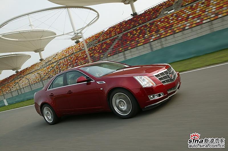试驾全新凯迪拉克CTS