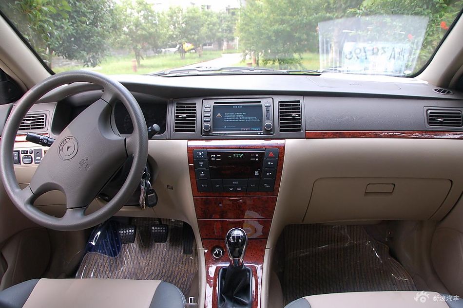 远景豪华智能导航版内饰实拍