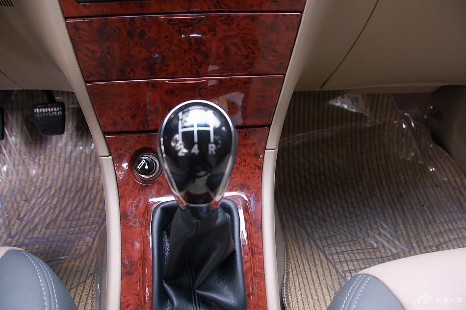 远景豪华智能导航版内饰实拍