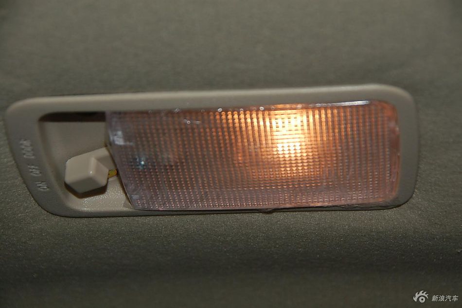 远景豪华智能导航版内饰实拍