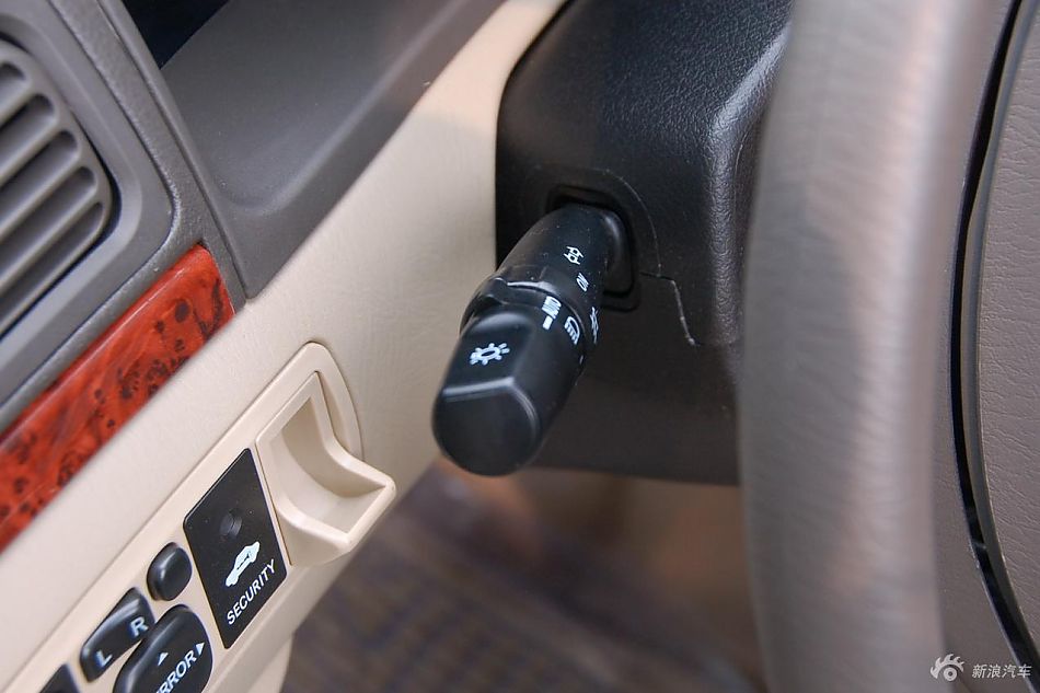 远景豪华智能导航版内饰实拍