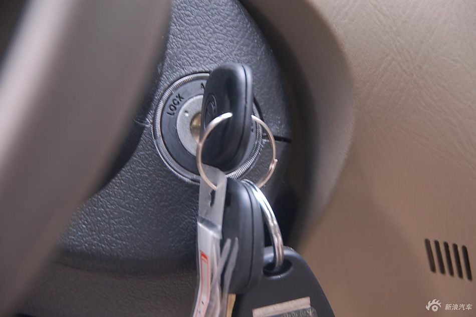 远景豪华智能导航版内饰实拍