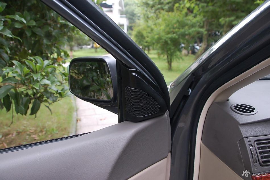 远景豪华智能导航版内饰实拍