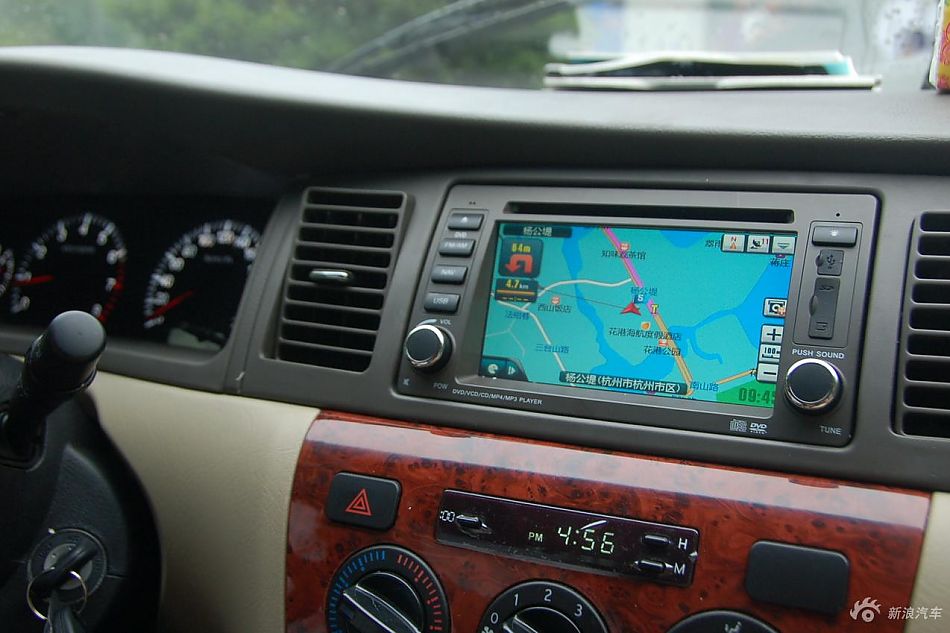 远景豪华智能导航版内饰实拍