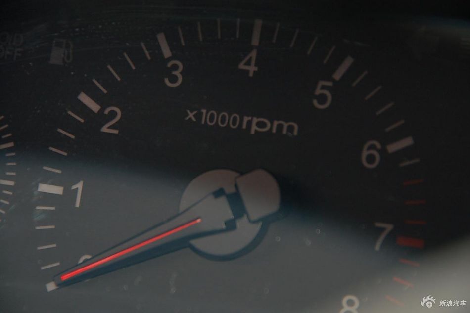 远景豪华智能导航版内饰实拍