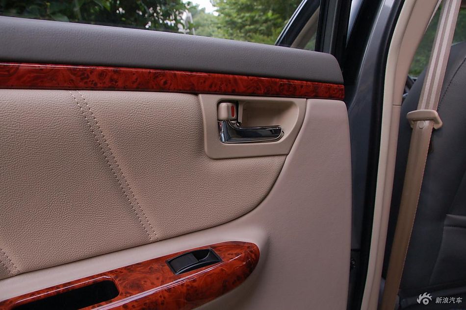 远景豪华智能导航版内饰实拍