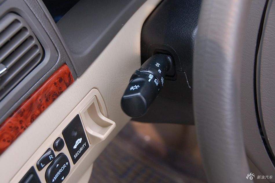 远景豪华智能导航版内饰实拍