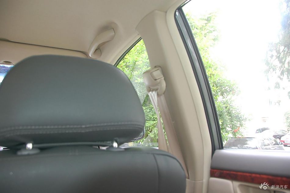 远景豪华智能导航版内饰实拍