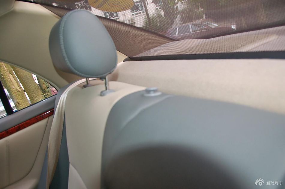 远景豪华智能导航版内饰实拍