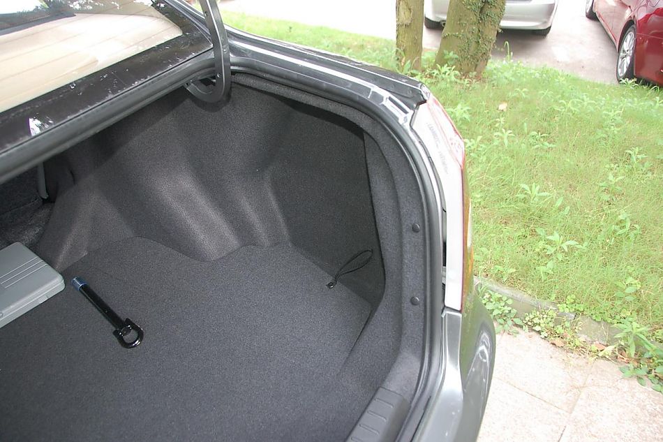 远景豪华智能导航版外观实拍