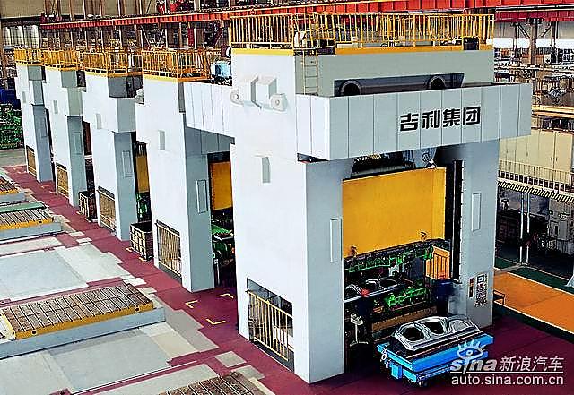 生产组装线图片