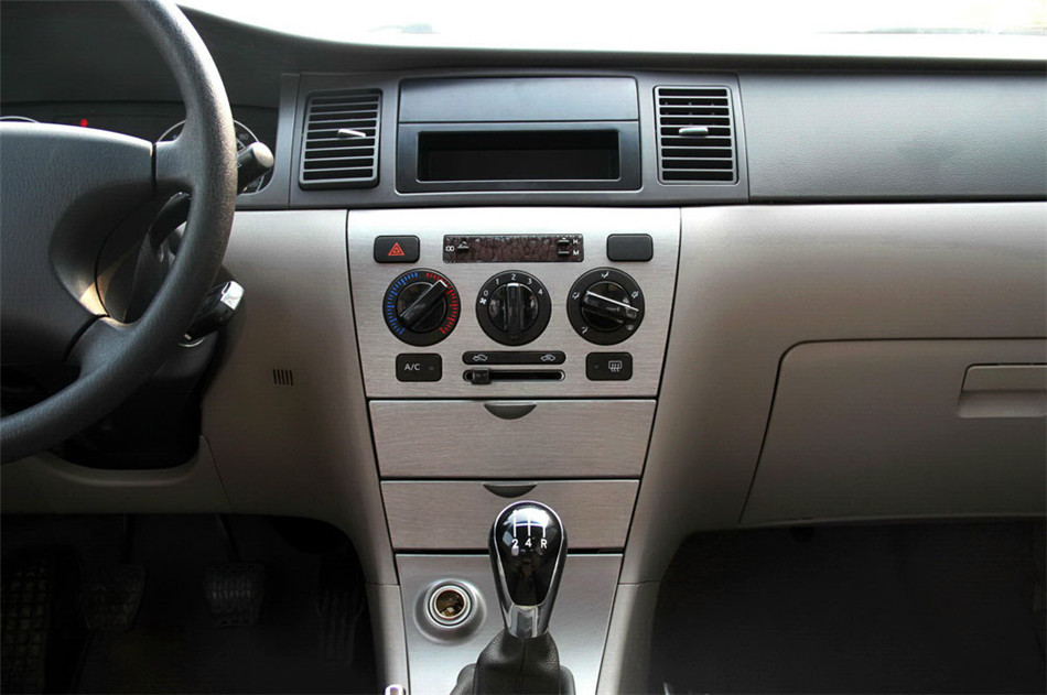 新 2012款 1.5L MT CVVT豪华型 内饰