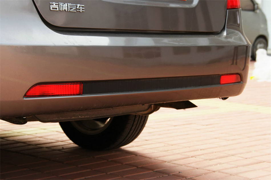 新 2012款 1.5L MT CVVT豪华型 其他