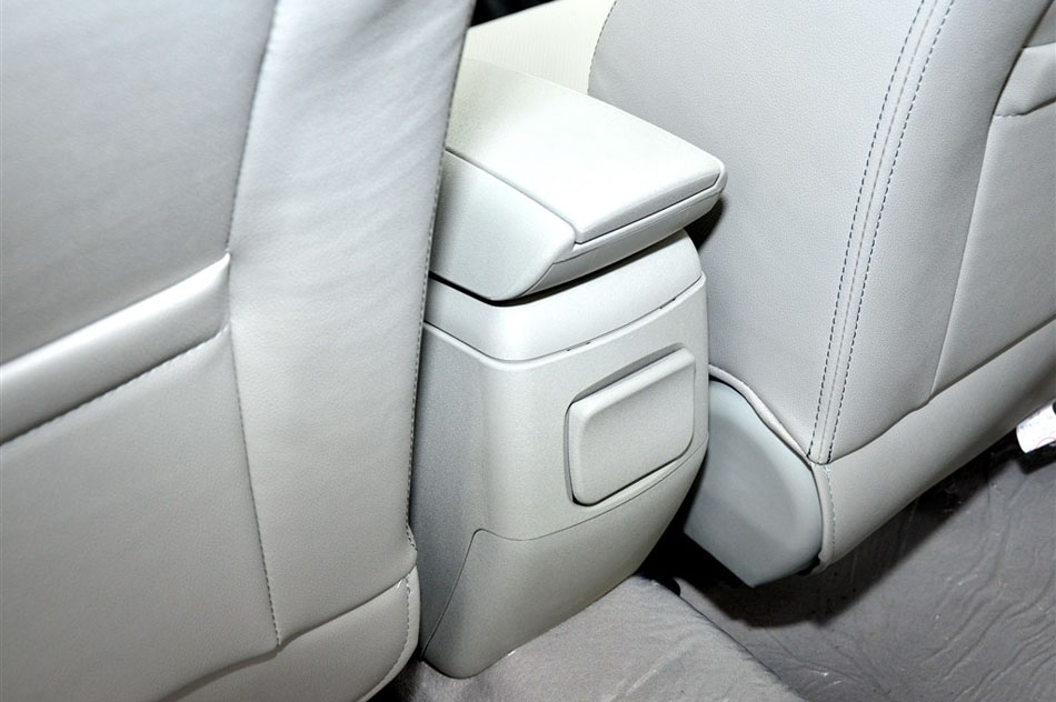 2015款 1.5L 手动精英型 空间