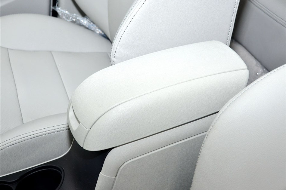 2015款 1.5L 手动精英型 空间