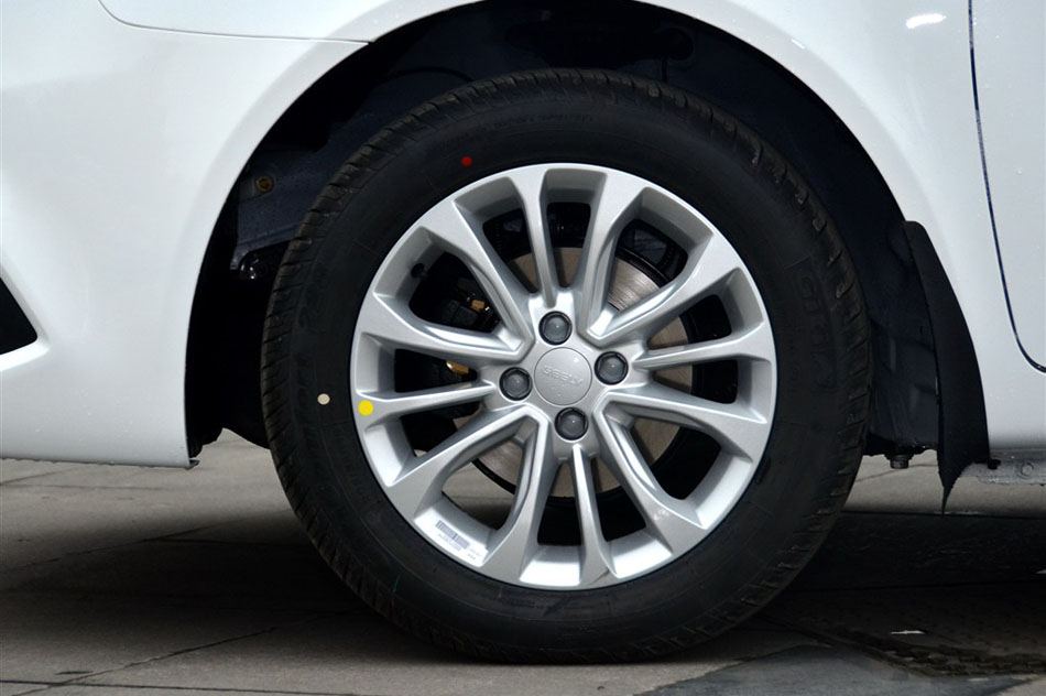 2015款 1.5L 手动精英型 细节