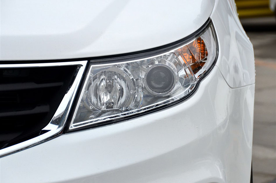 2015款 1.5L 手动精英型 细节