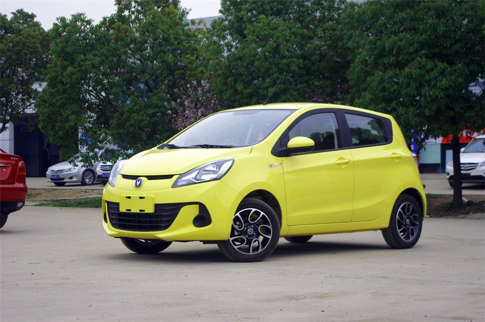 奔奔 2014款 1.4L MT 豪华型 外观