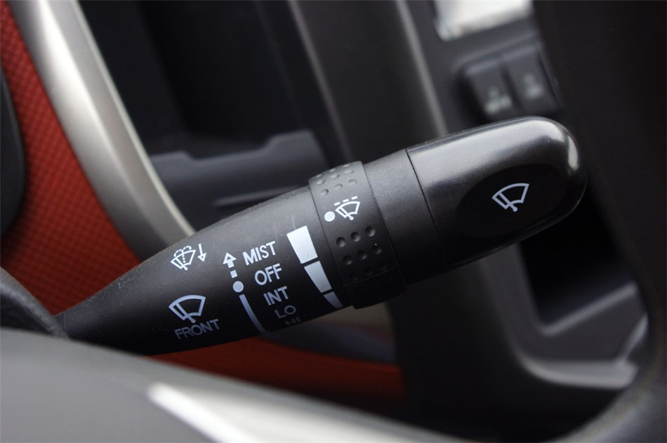 奔奔 2014款 1.4L MT 豪华型 内饰