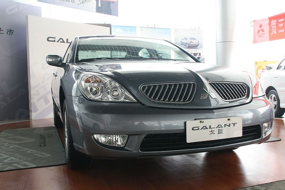 东南汽车戈蓝前脸