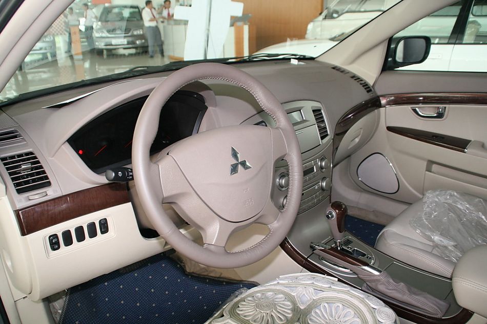 东南汽车戈蓝方向盘