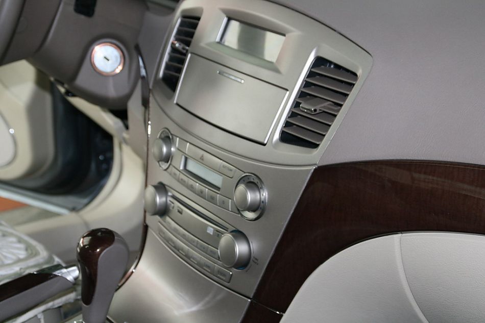 东南汽车戈蓝中控台