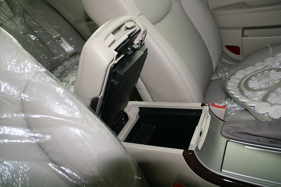 东南汽车戈蓝内饰