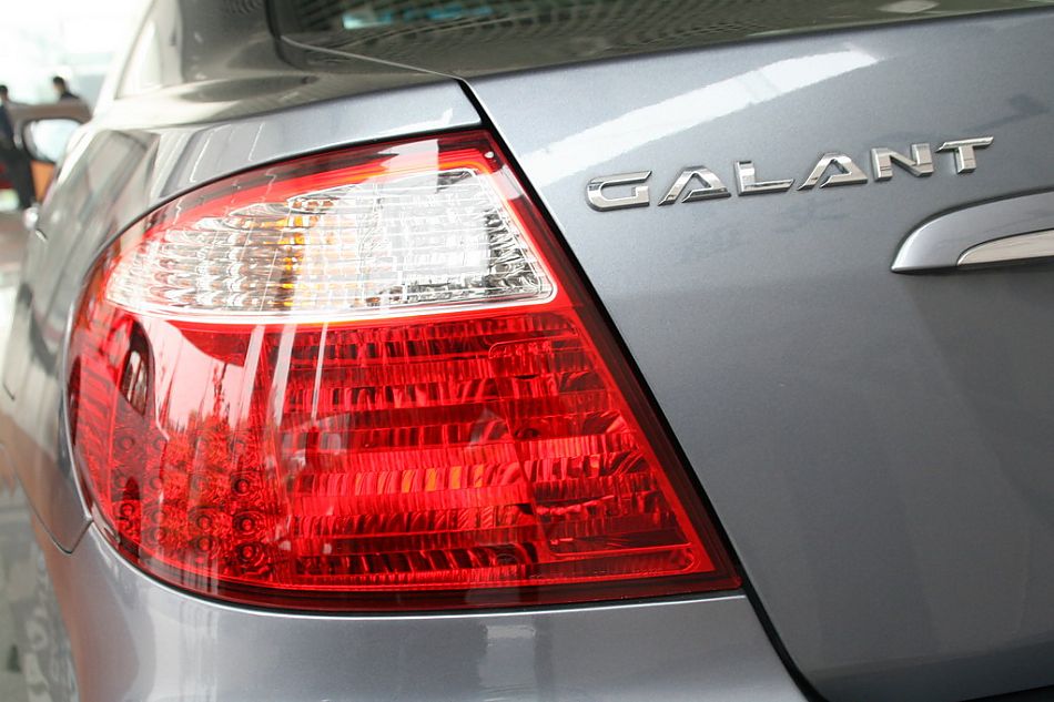 东南汽车戈蓝尾灯