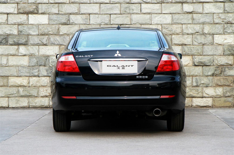 2012款 2.0L AT 铭仕版 外观