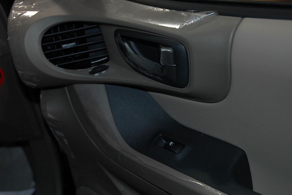 华泰圣达菲内饰