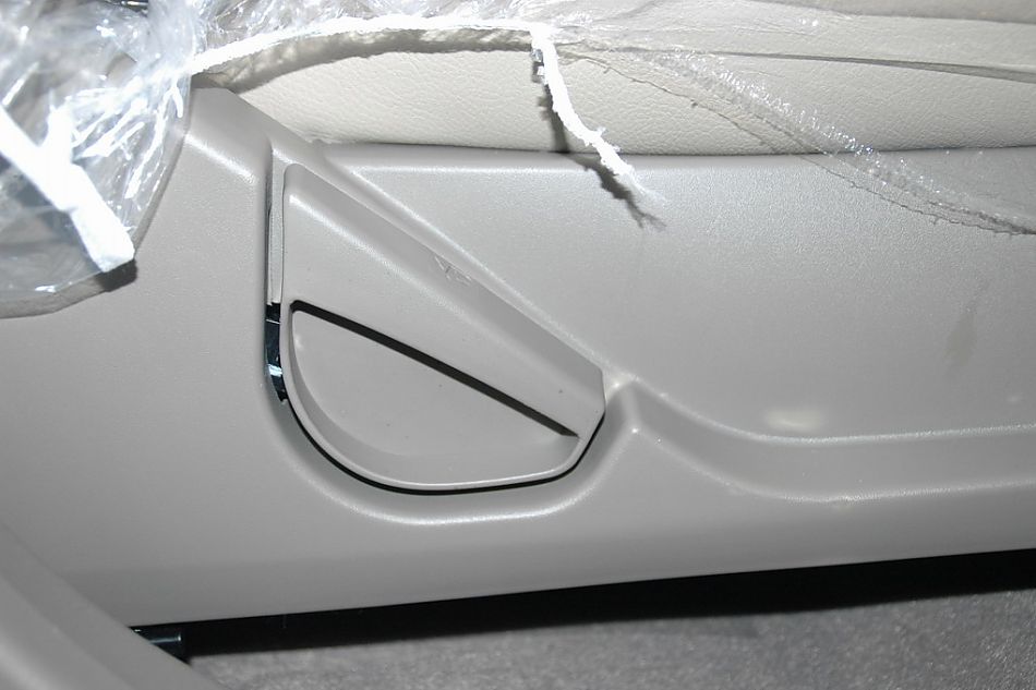 华泰圣达菲内饰