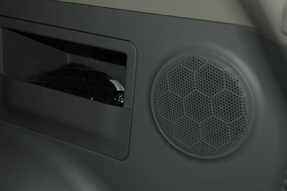 华泰圣达菲内饰