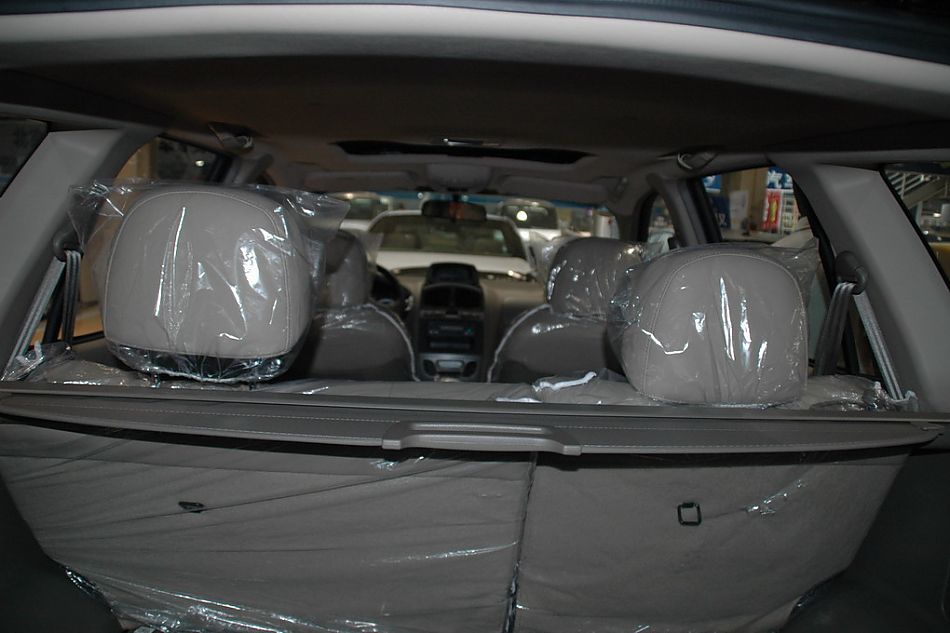 华泰圣达菲内饰