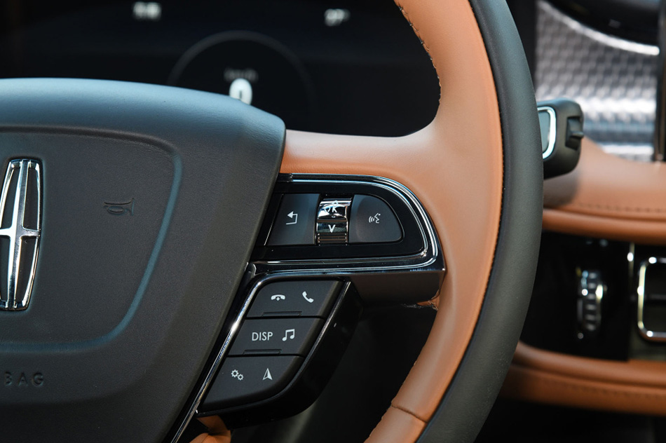 2021款 2.7T 四驱总统版 内饰