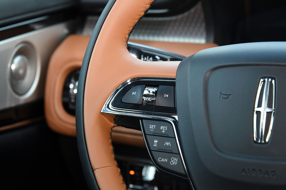 2021款 2.7T 四驱总统版 内饰