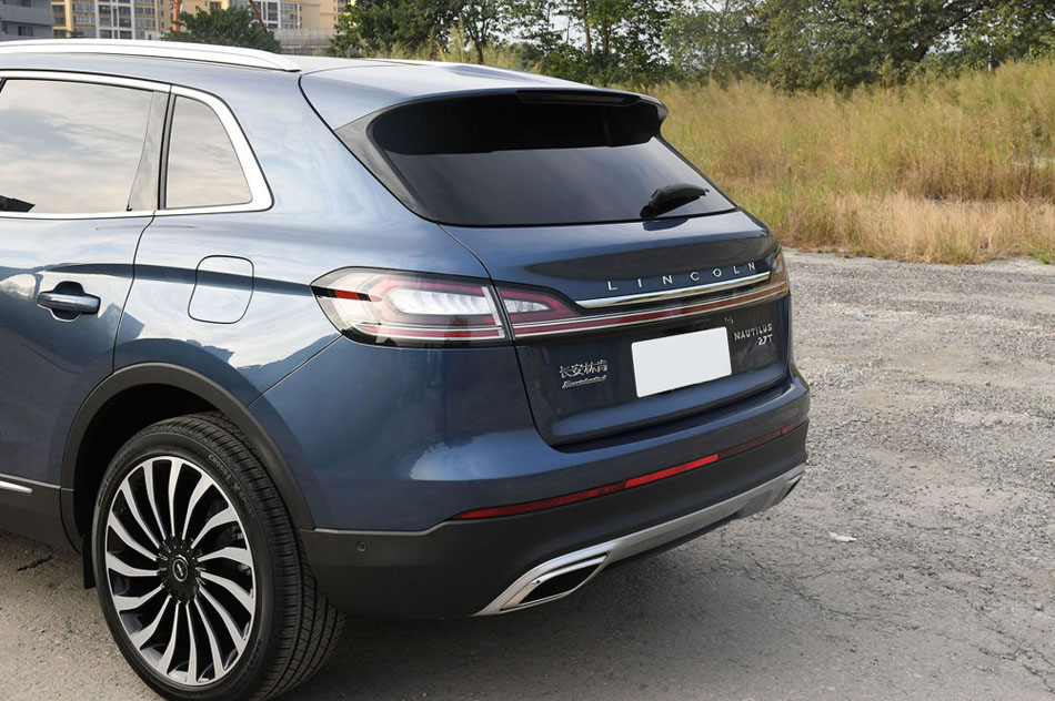 2021款 2.7T 四驱总统版 细节