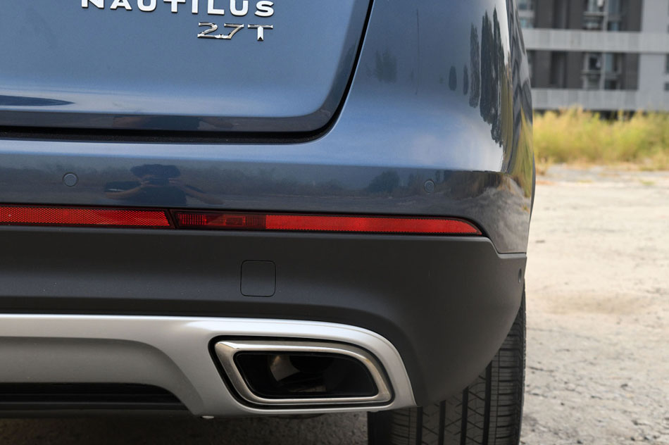 2021款 2.7T 四驱总统版 细节