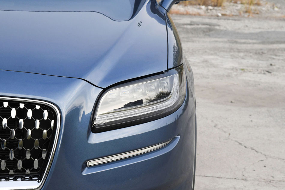 2021款 2.7T 四驱总统版 细节