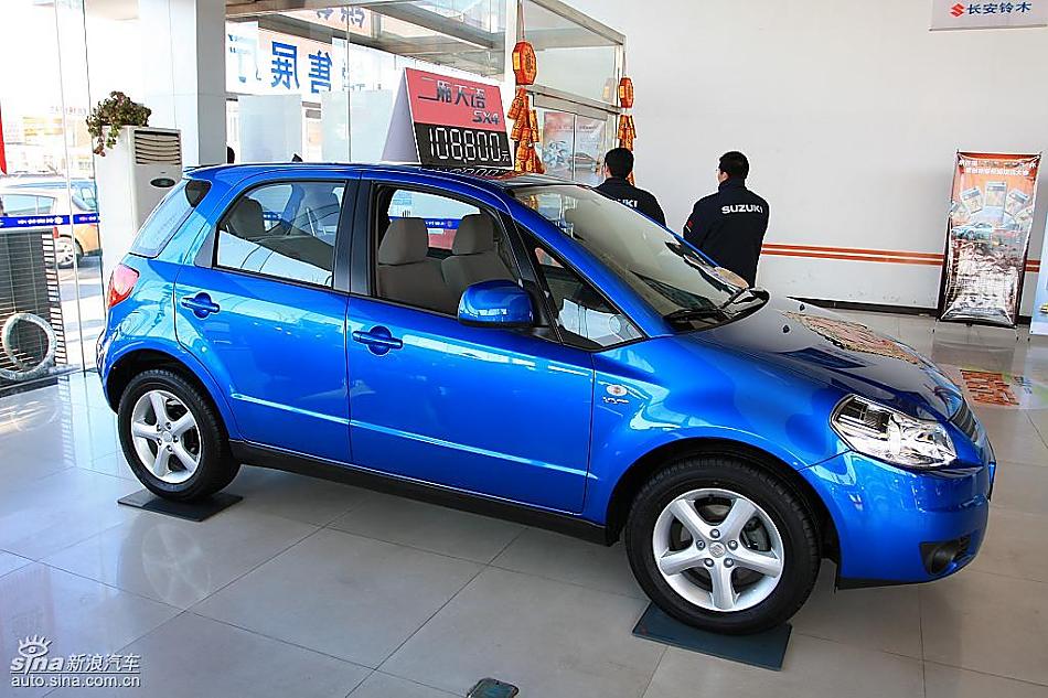 长安铃木天语SX4两厢版实拍