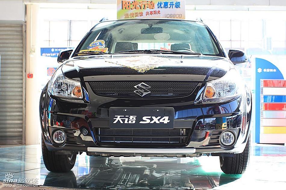 长安铃木天语SX4两厢版实拍