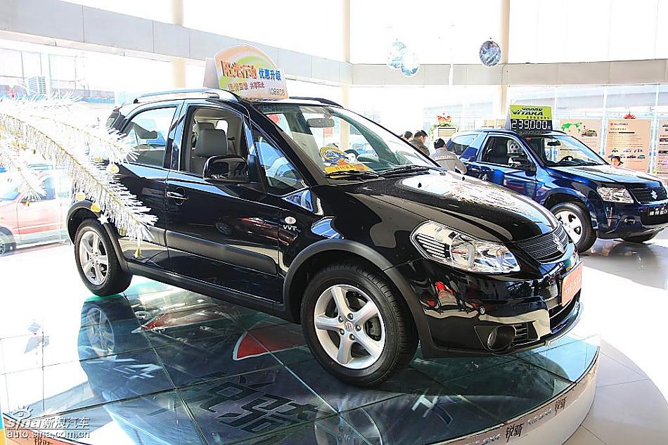 长安铃木天语SX4两厢版实拍