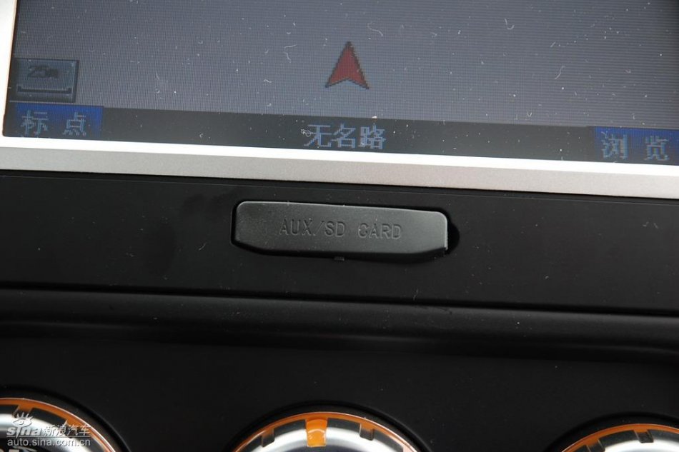 长安铃木全新天语SX4内饰实拍图